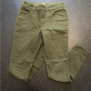 St. John's Bay Stretch Classic Fit Straight Leg Jeans Women's Sz 6 Green MidRise